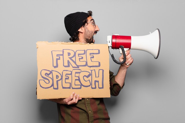 Despite the vast and largely unregulated nature of the internet, where individuals can express almost anything, people's perception of censorship has increased Despite the vast and largely unregulated nature of the internet, where individuals can express almost anything, people's perception of censorship has increased